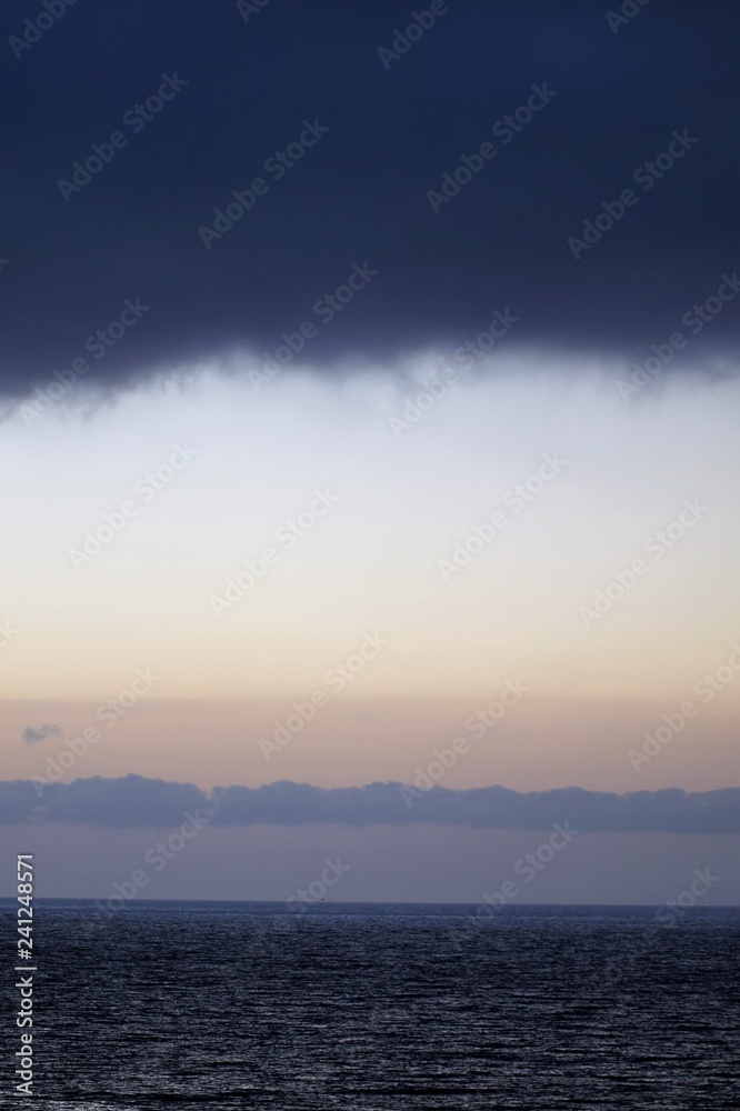 Trübes Wetter über dem Atlantik VII Trübes Wetter über dem Atlantik VII