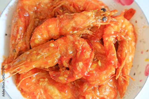 China's local snacks braised prawns