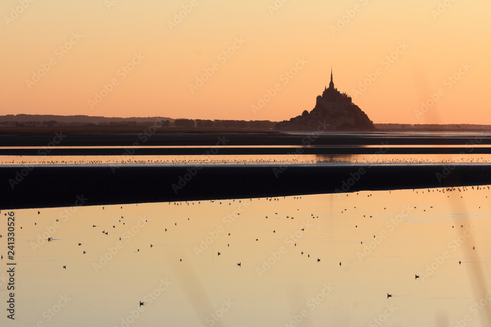 Baie du Mont-Saint-Michel au coucher de soleil