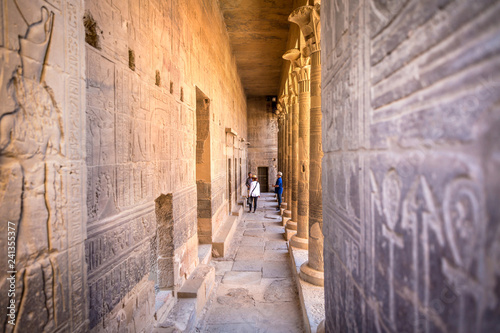 Photos Abu Simbel, Egypt - Nov 9th 2018 - Tourists visiting the inside area in the temp