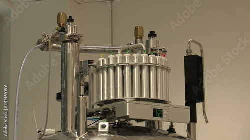 Broadband observed probe, nuclear magnetic resonance NMR spectrometers for structural analysis genetic proton, proteins, protein, organic synthesis and drug, technology tool molecules