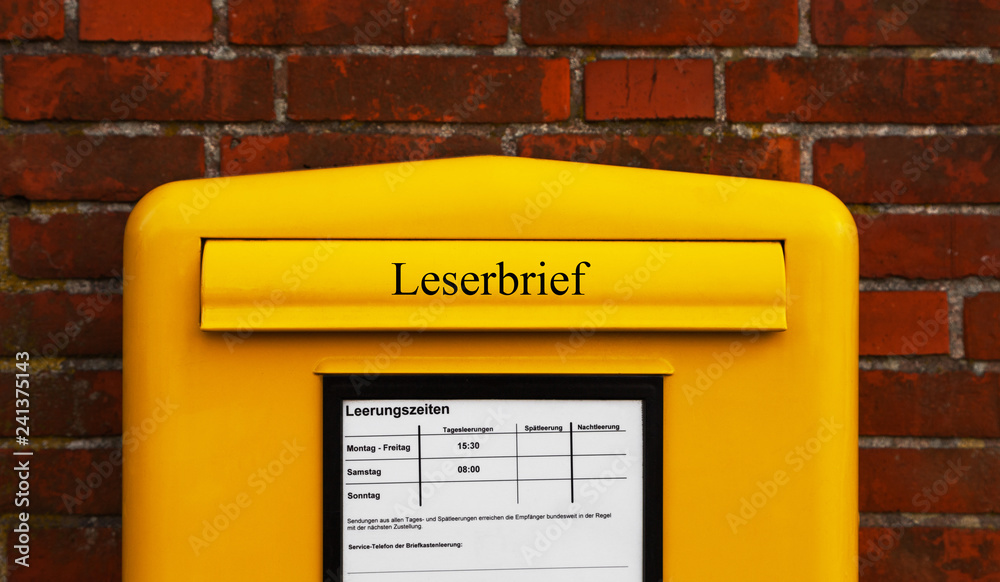 Fototapeta premium Leserbrief Postkasten