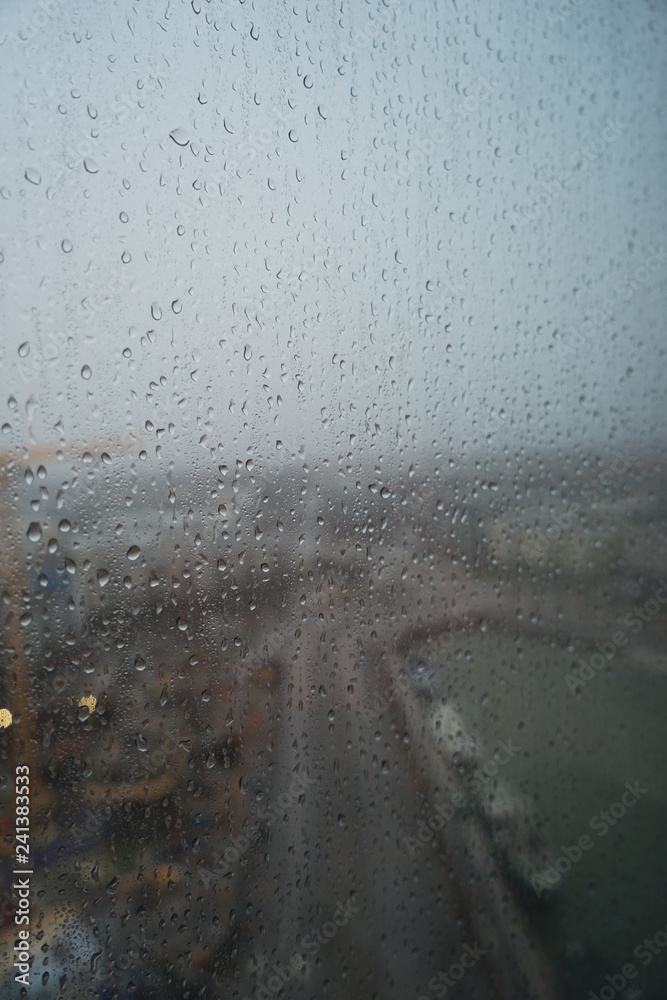 Fototapeta premium Rain drops on window