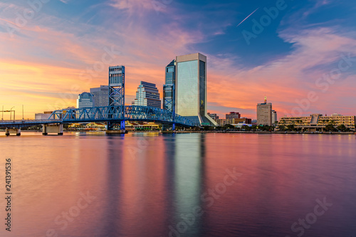 Skyline of Jacksonville  FL and Main Street Bridge at Dusk