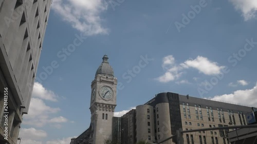 Gare de Lyon slowmotion Paris 4k train station photo