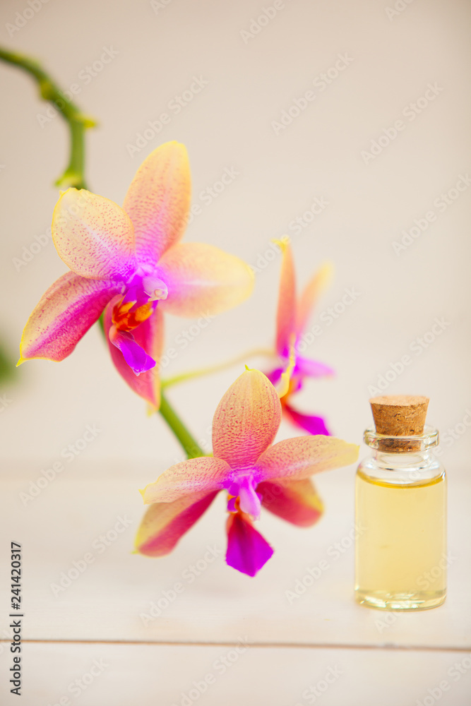 Essential oil of orchids Essential oil of orchids