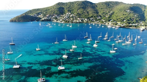 Vue aérienne sur Bequia, iles des Grenadines
