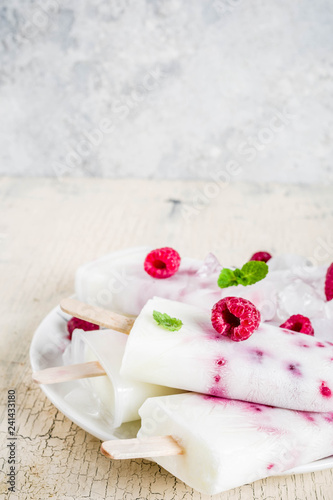 Raspberry and yogurt popsicles