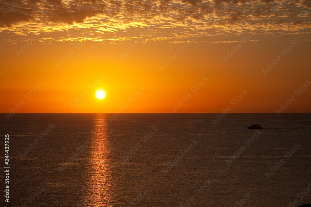 Fototapeta premium Sunrise in Red Sea