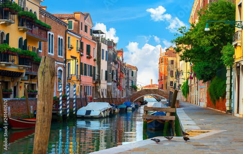 Colorful houses of Venice © Givaga