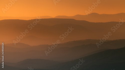Coucher de soleil sur les collines du haut Languedoc © Pascal Fraboul