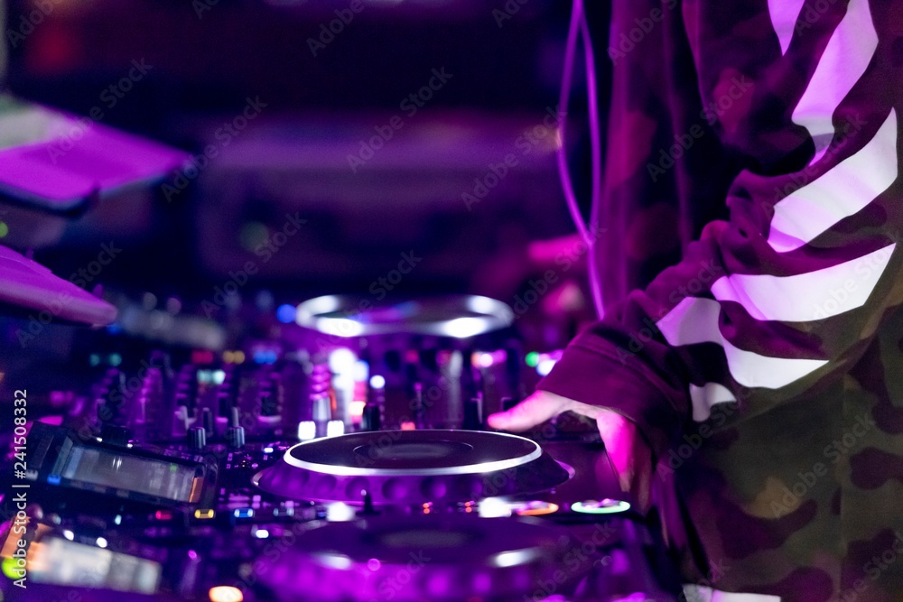 Djブース Stock 写真 Adobe Stock