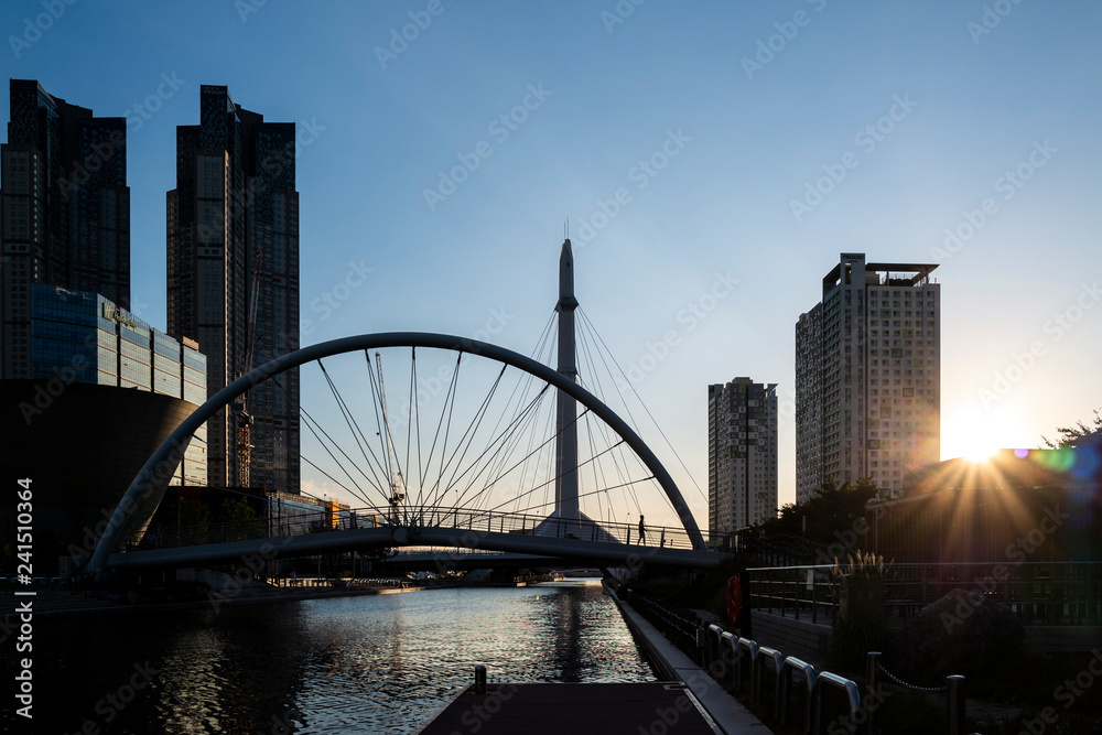 Obraz premium 도시의 일몰