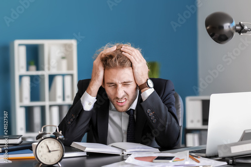 Stressed businessman missin...