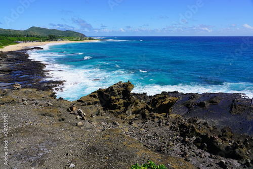 View of the Pacific Ocean at Halona Point Blowhole on Hanauma Bay in Oahu, Hawaii
