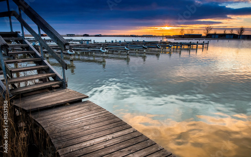 Rust am See Sonnenaufgang in der Bucht © Ewald Fröch