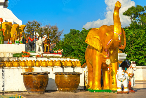 laos; ventiane : king Chao Anouvong monument photo