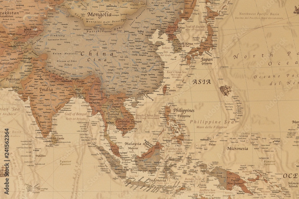 Ancient geographic map of Asia with names of the countries