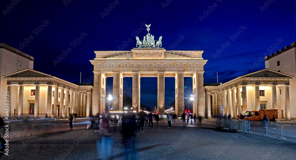 Night view of Brandenburg portal in Berlin