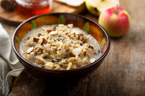 Photos Traditional Bircher muesli