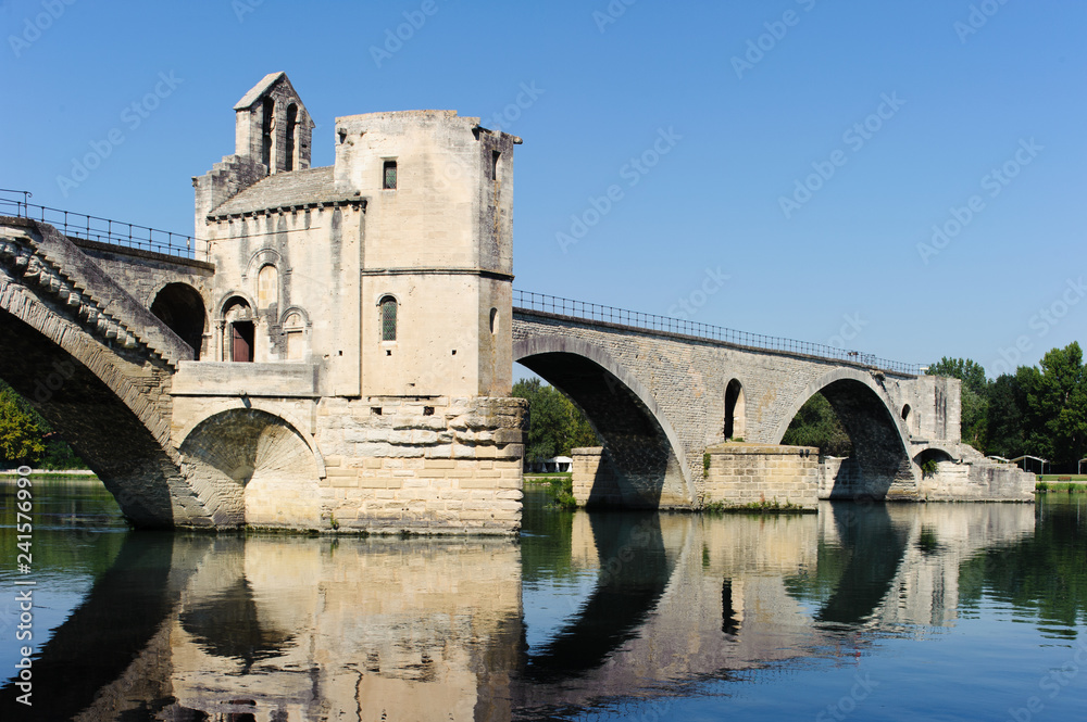 Pont Saint-Bénézet in Avignon in Südfrankreich