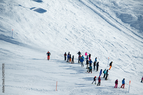 Skisport auf der Bettmeralp, Goms, Wallis, Schweiz