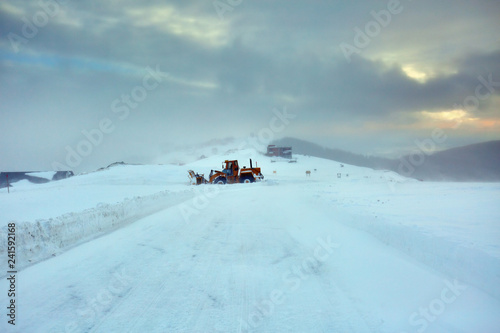 Snowblower at work in the mountains © Xalanx