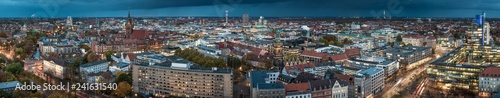 Extremes Panoramna aufgenommen vom Turm des Neuen Rathauses in Hannover © Leinemeister