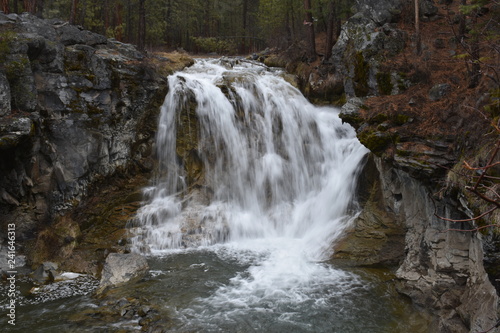 McKay Crossing Falls - Central Oregon 