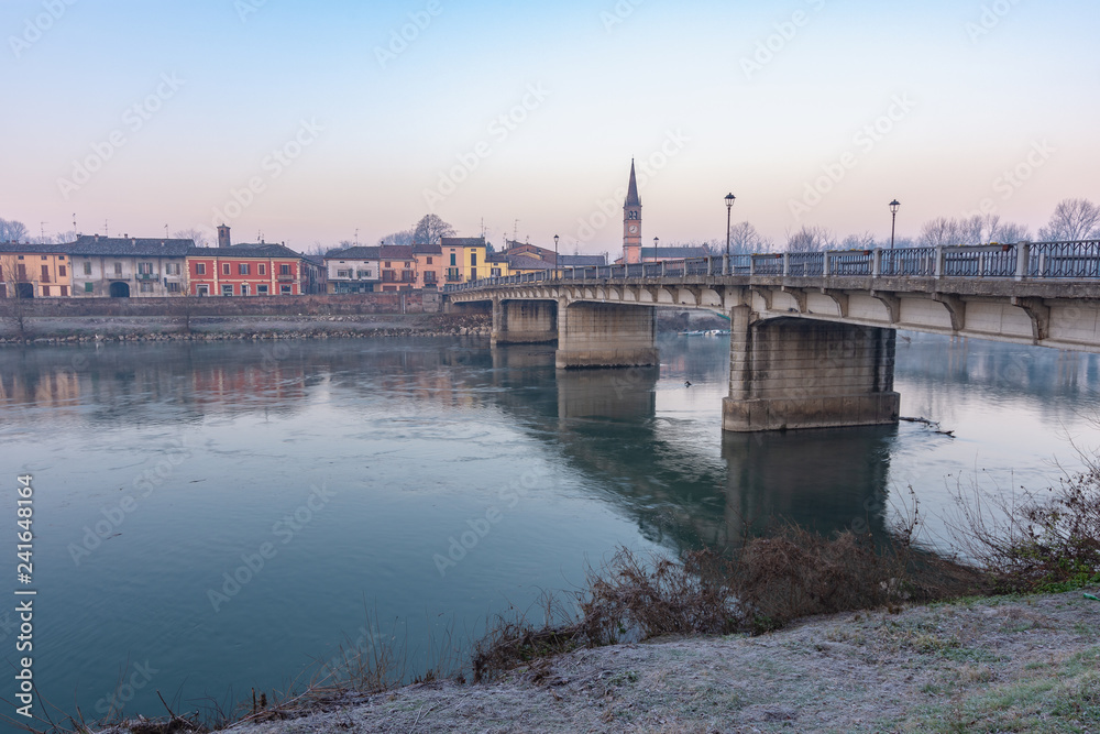 views of Pizzighettone