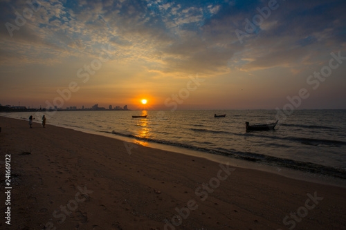  The background of the secret light of the sky (Twilight), beach or seaside area, wallpaper, bright sky, natural beauty 