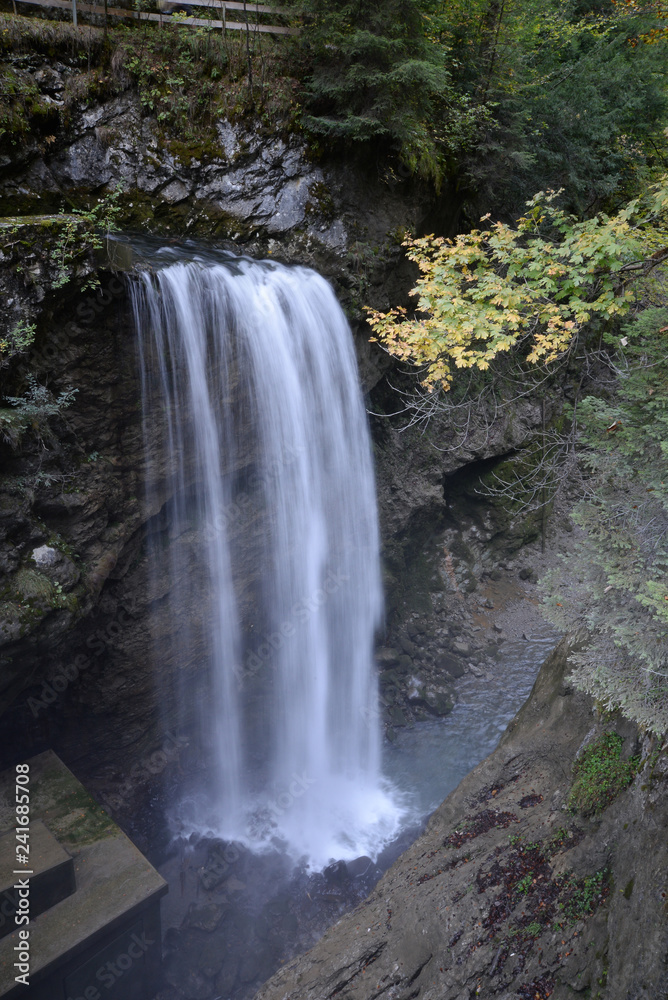 Wasserfall in der Rappenlochschlucht