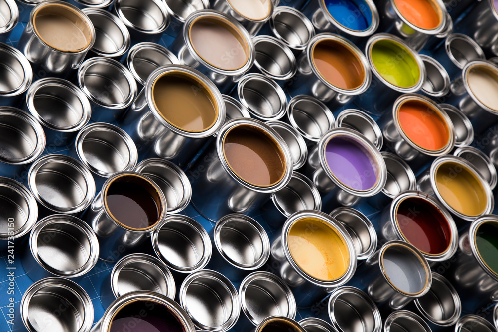 Metal tin cans with color paint Metal tin cans with color paint