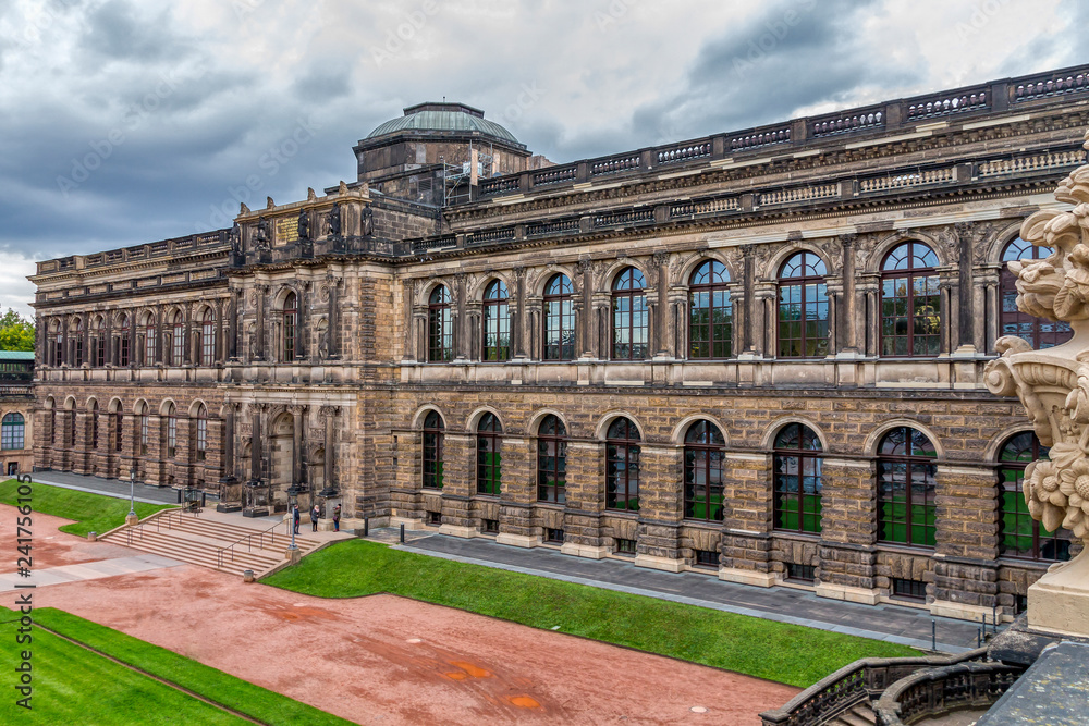 Obraz premium Dreden Zwinger Sempergalerie im Herbst 2017