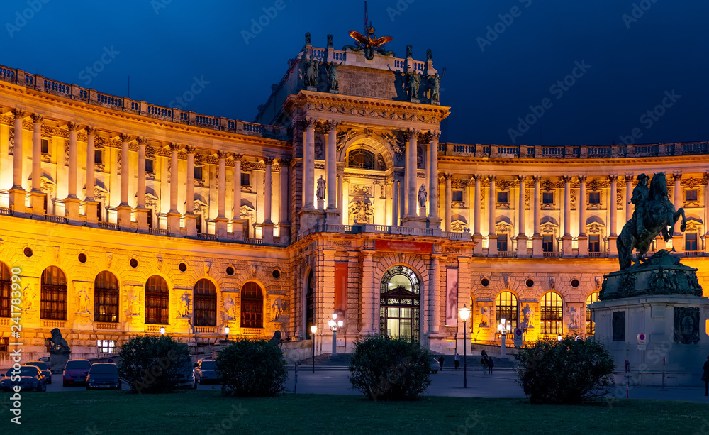 Hofburg Wien bei Nacht