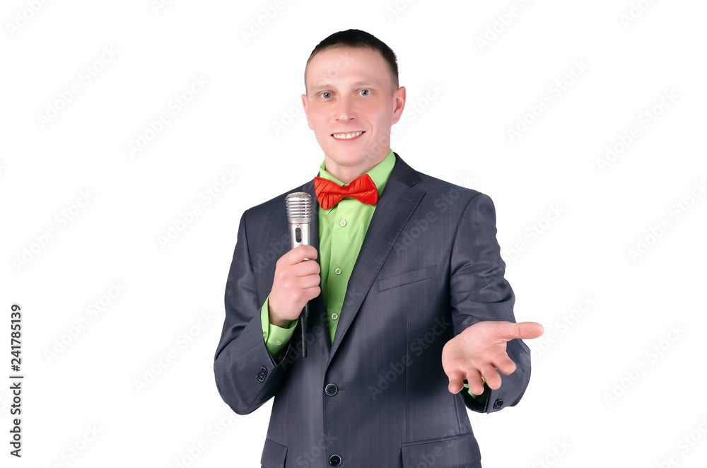 The presenter is giving an introduction on a black background. The presenter is giving an introduction on a black background.