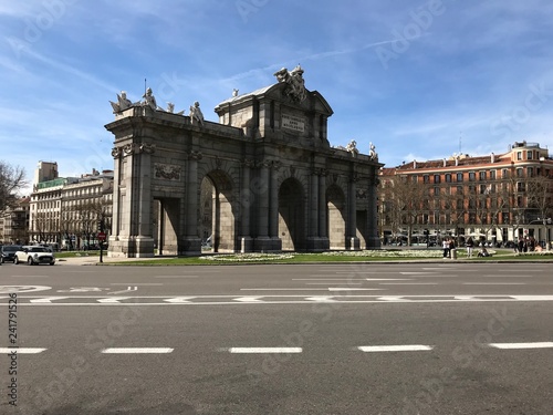 triumphal arch in Madrid