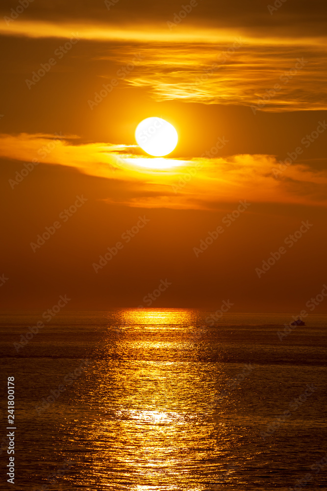 玄界灘の夕陽