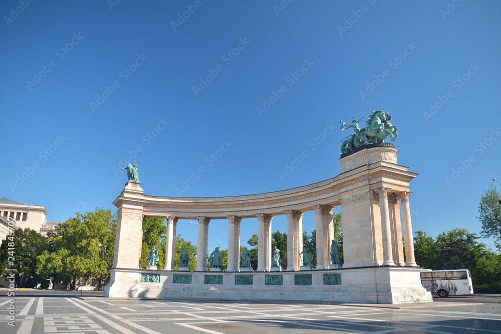 Obraz premium Budapest Heroes Square