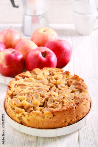 Apple cinnamon upside down cake