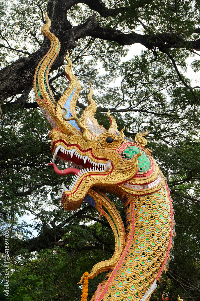 Amazing Thailand, Big serpant at the temple. 