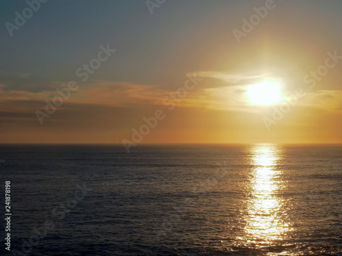 atardecer en la costa de la bahia de la playa de la ciudad de Cadiz, Andalucía. España. Europa © Jose Muñoz  Carrasco