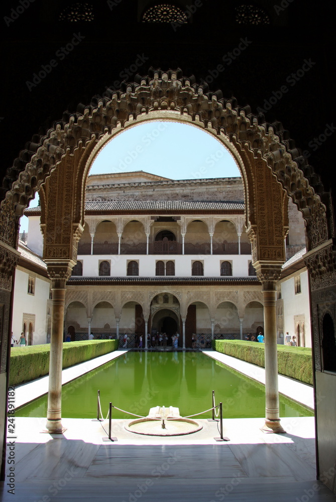 Fototapeta premium Courtyard of the Myrtles in day time at Alhambra