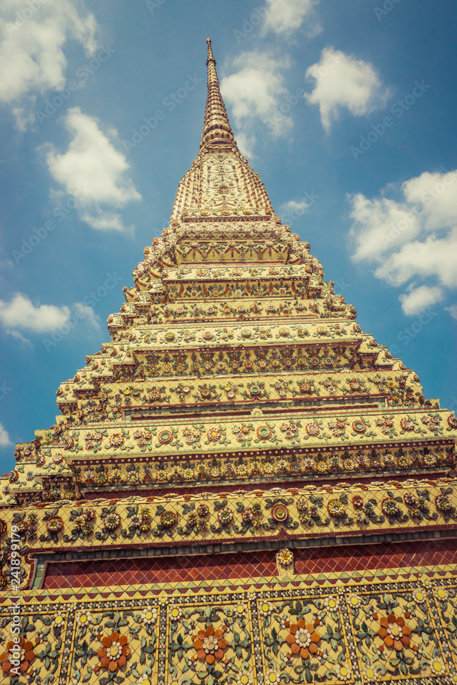 Wat Phra Chetupon Vimolmangklararm (Wat Pho) temple in Thailand