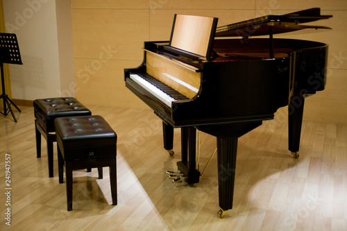 piano and piano