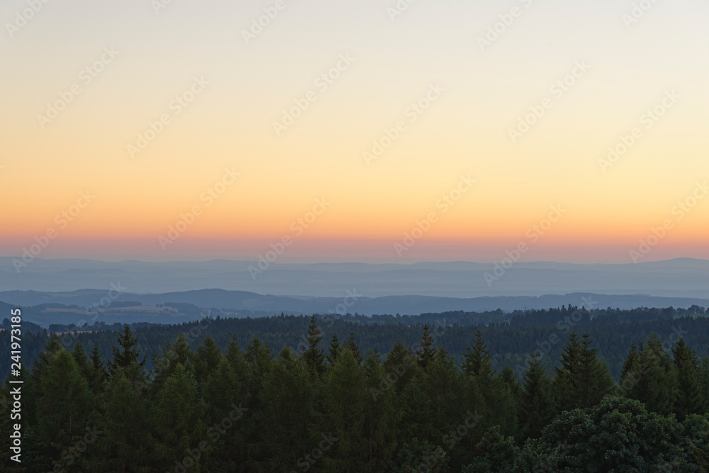 Sonnenuntergang im Erzgebirge