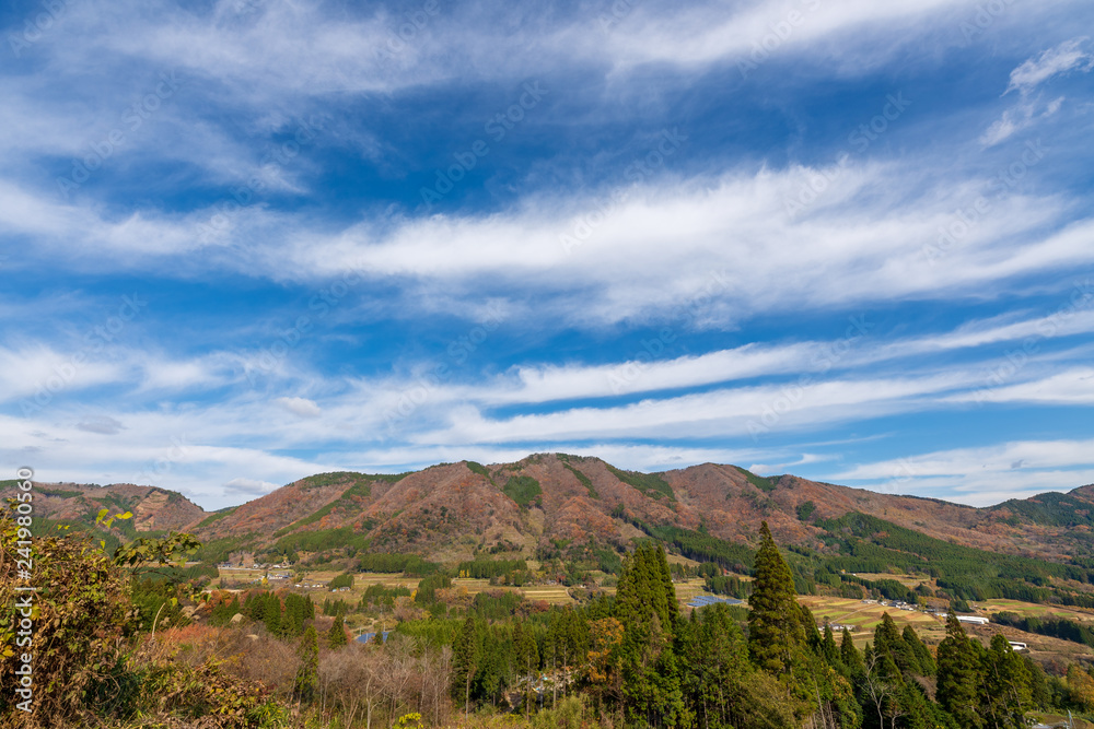 秋晴れの湯布院