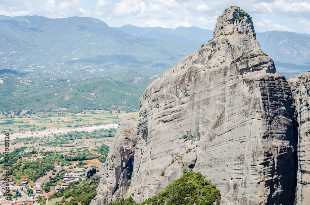 Specific wall mountains - Meteora