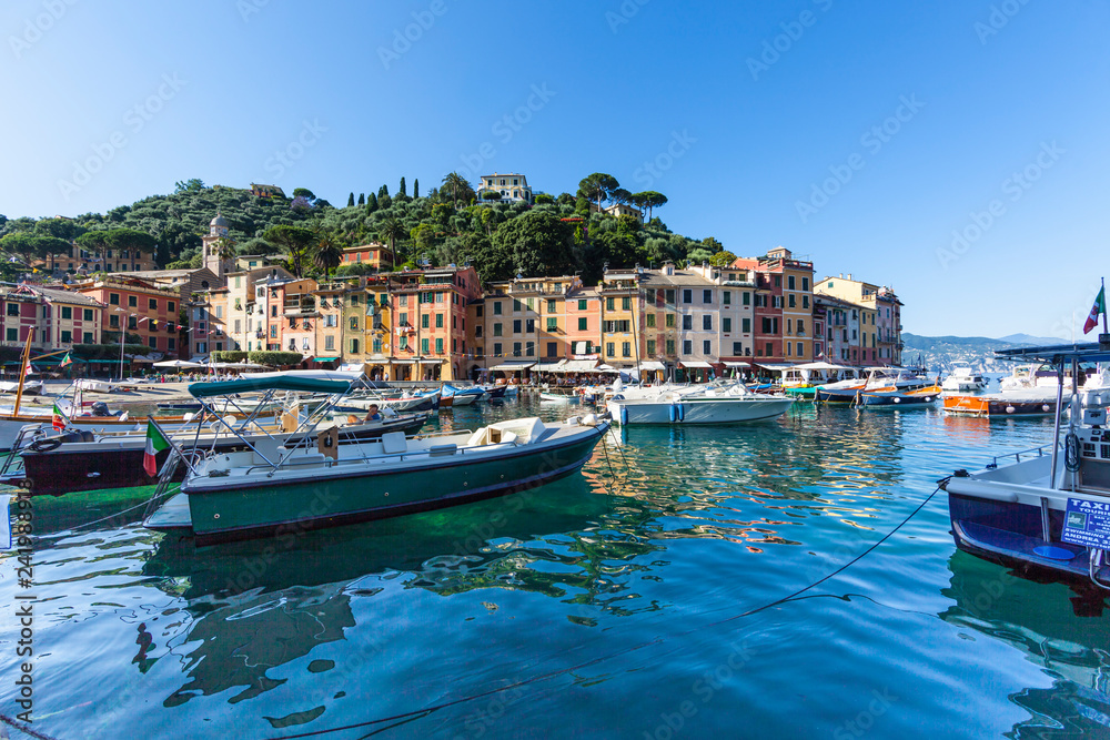 Fototapeta Portofino, region Paraggi, Riwiera Włoska, Zatoka Genua, Liguria, Włochy, lipiec 2013