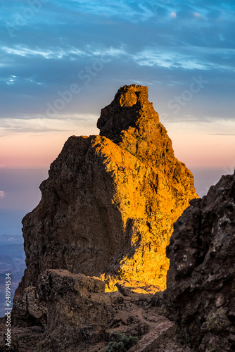 Pico de las Nieves in goldenem Sonnenlicht, Gran Canaria